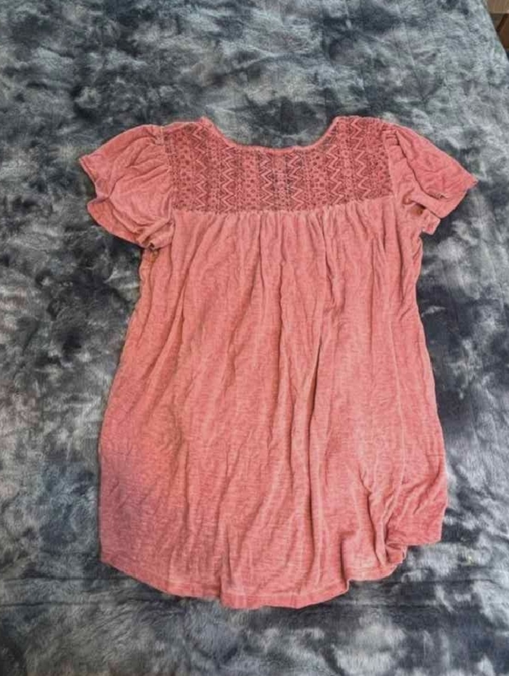 Knox Rose Heathered Rust-Pink Embroidered Yoke Tunic